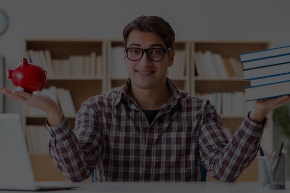 How to Pay for College: A Guide for Students